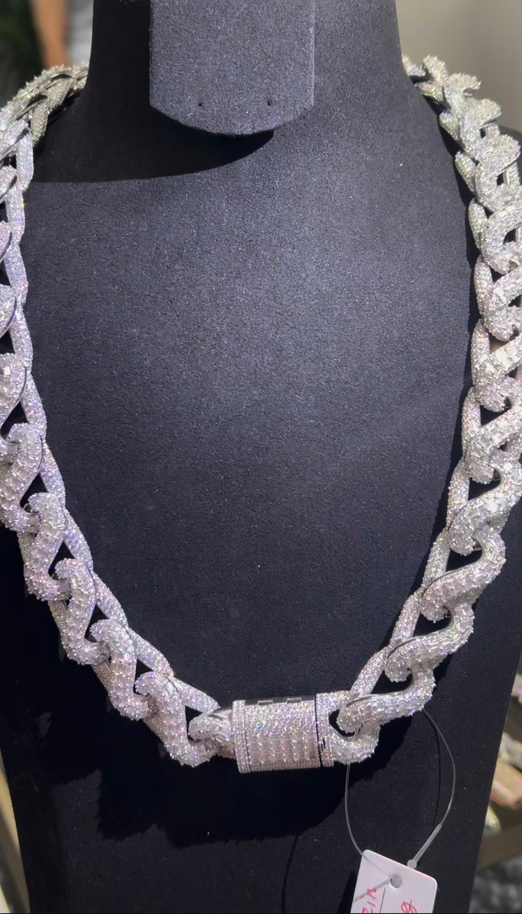 Icy Twist Rope Chain