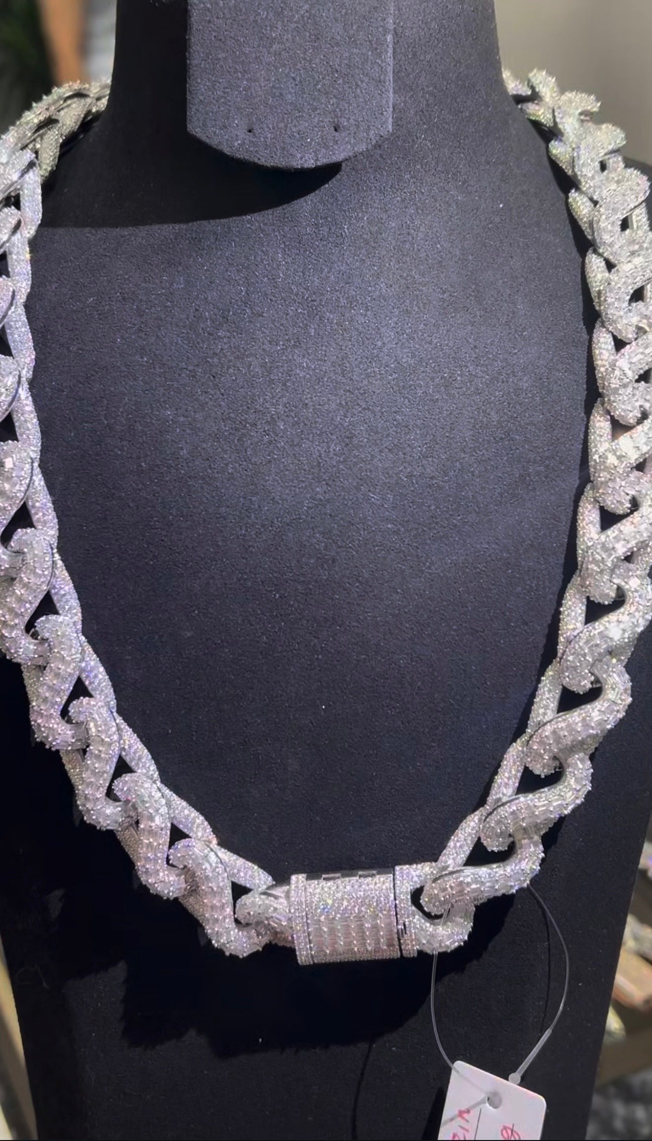 Icy Twist Rope Chain
