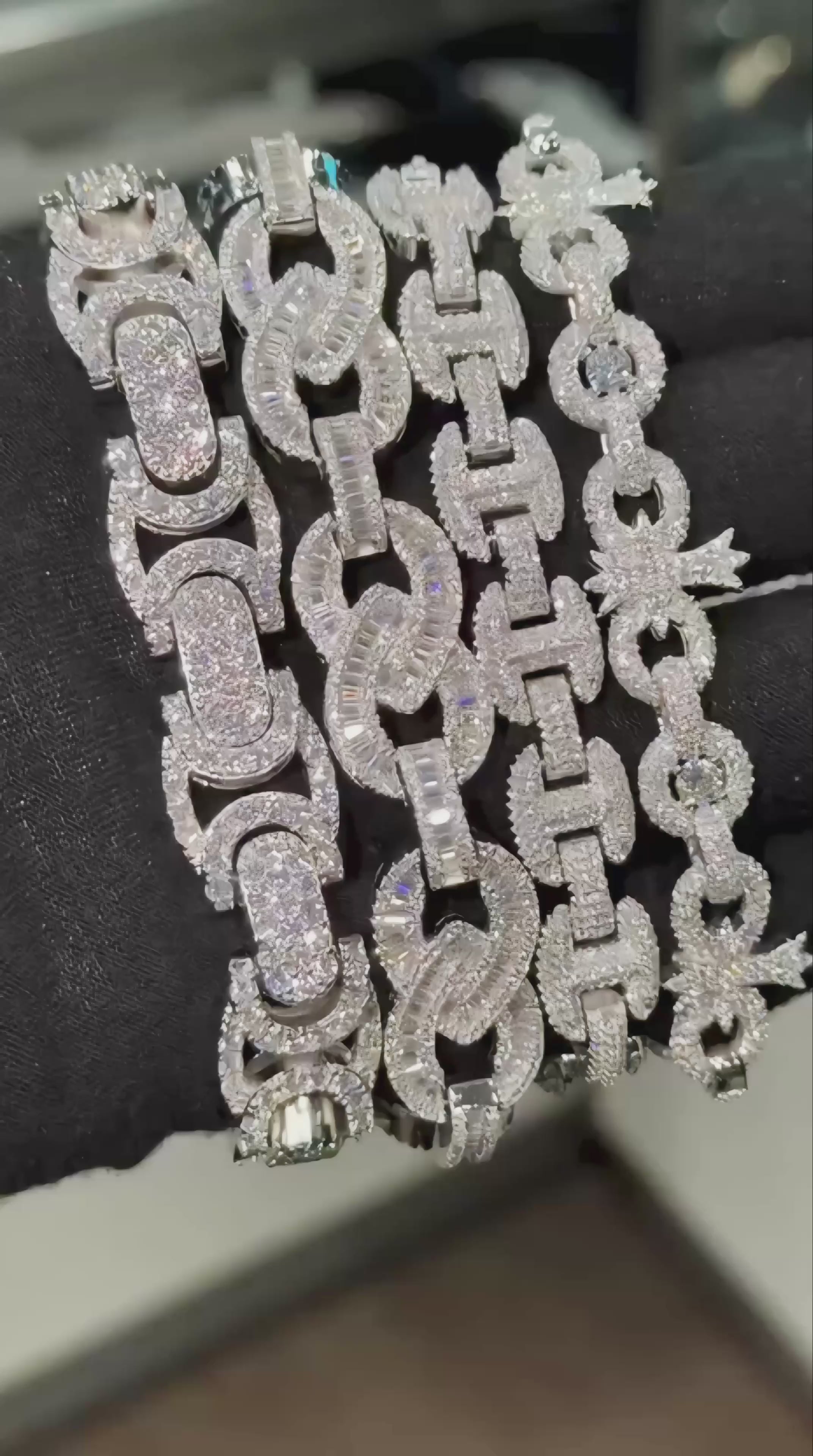 Icy Chain Bracelet